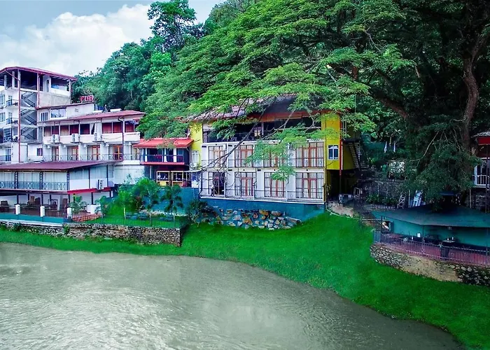 Hotel Gangaaddara Kandy